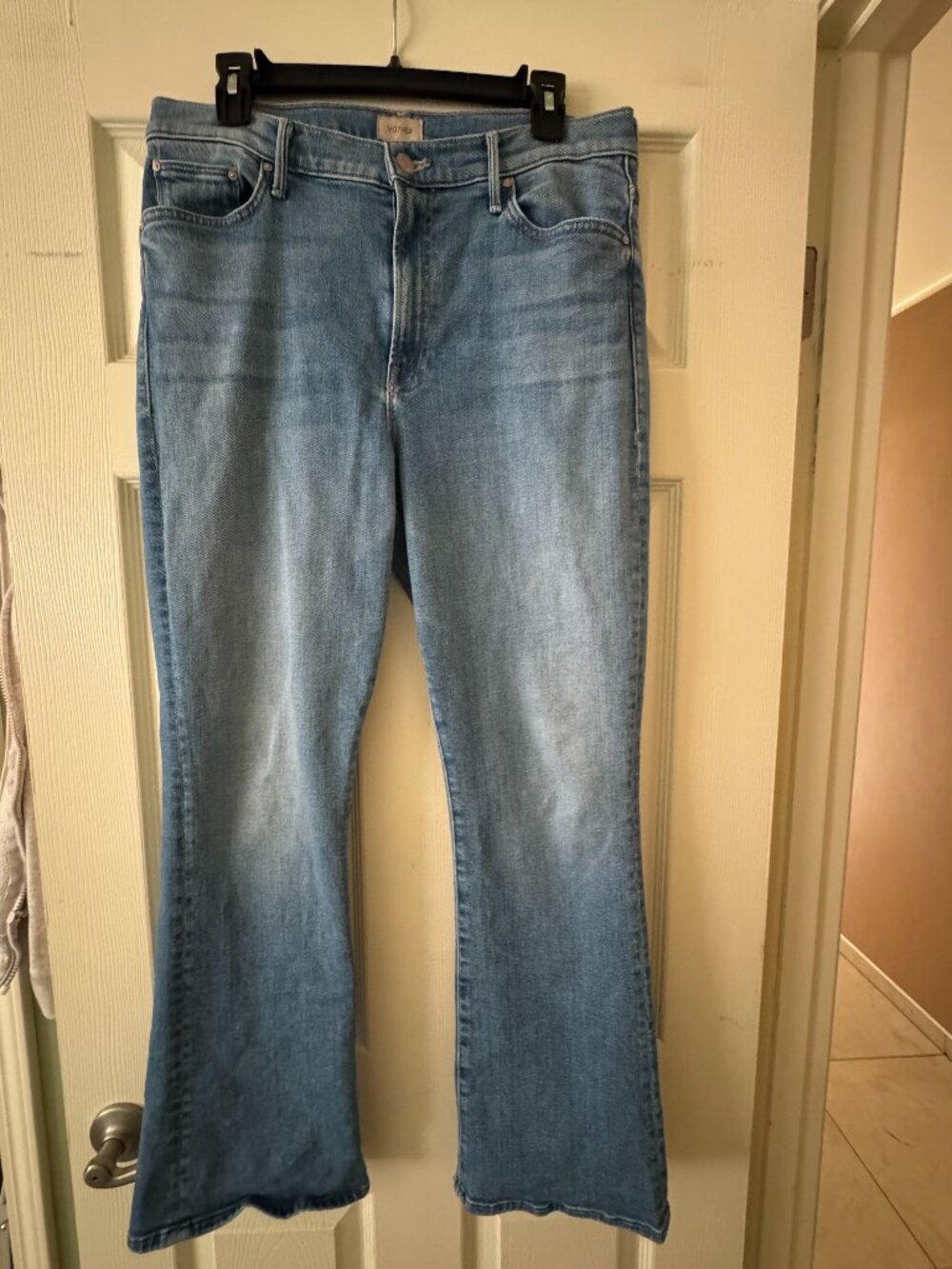MOTHER Lil' Outsider Sneak jean SIZE 34